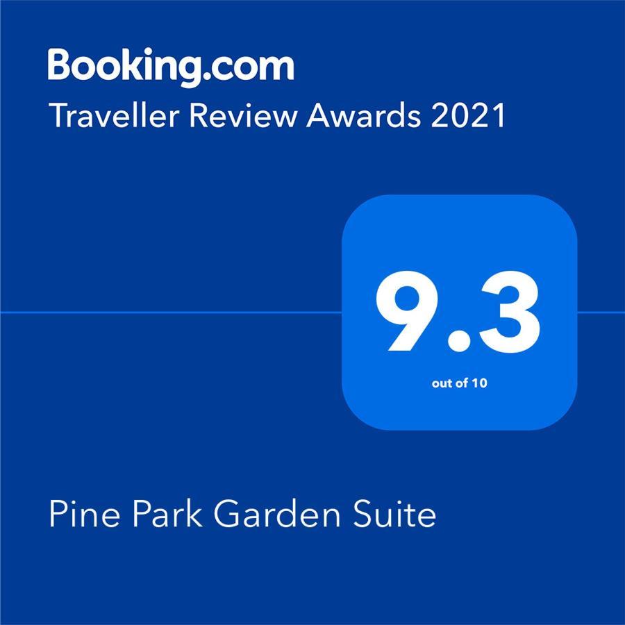 Pine Park Garden Cottages Joanesburgo Exterior foto